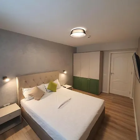 Nevada - Hotel apartamentowy 4*